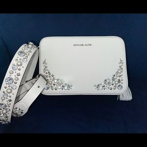 AUTHENTIC Michael Kors Optic White. Crystal stud